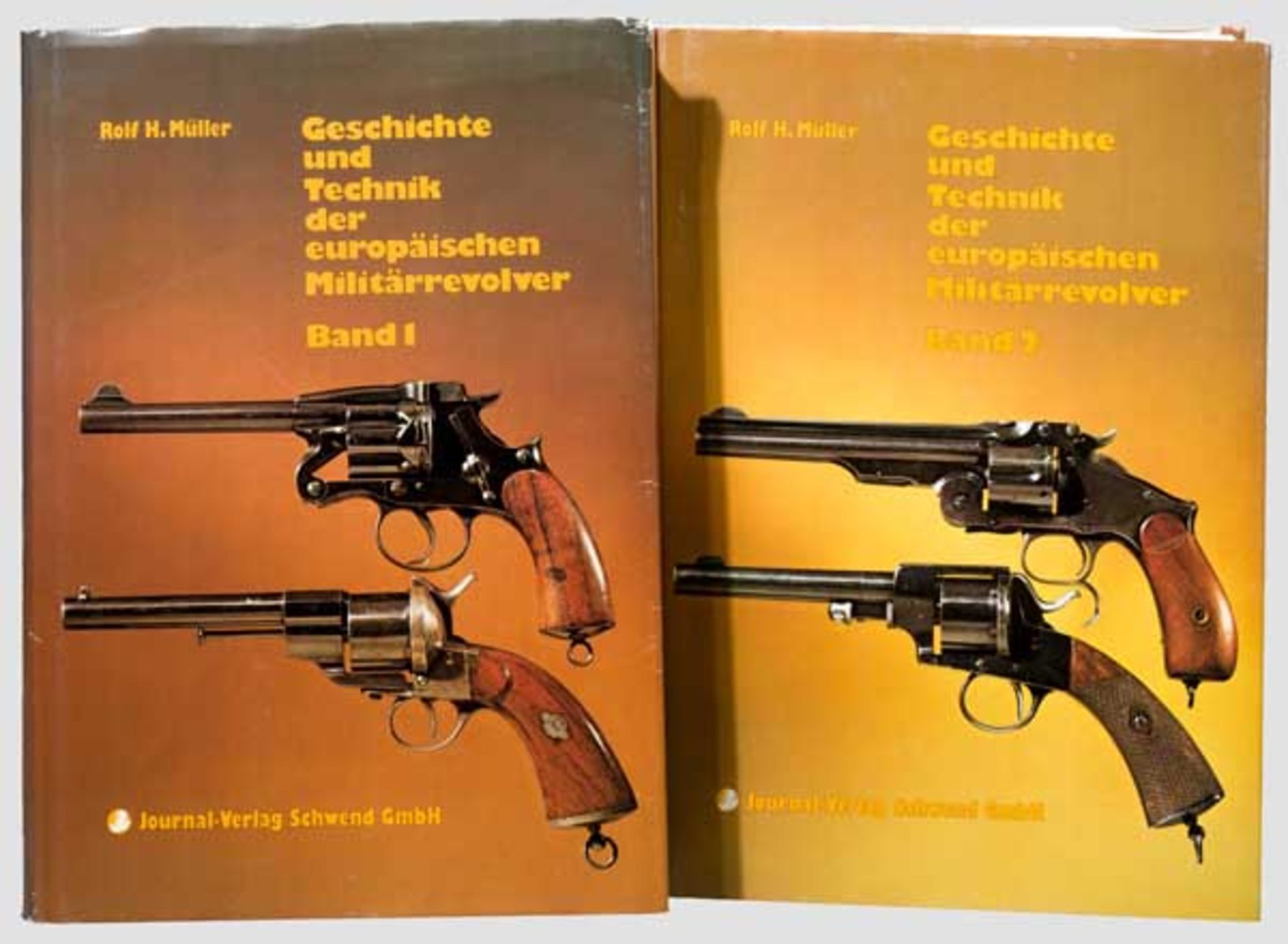 Rolf Müller, "Geschichte und Technik der europäischen Militärrevolver" Schwäbisch-Hall, 1982. Zwei