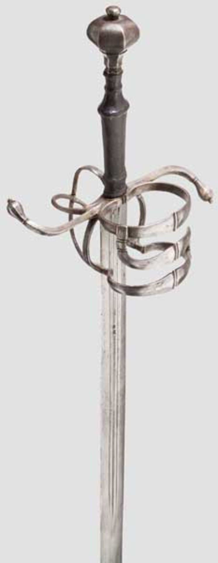 Schwert zu anderthalb Hand, Schweiz um 1550 Breite, zweischneidige Klinge mit linsenförmigem - Bild 3 aus 6
