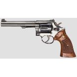 Smith & Wesson Mod. 14-1 "The K-38 Target Masterpiece" Kal. .38 S&W Spl., Nr. K825554. Blanker Lauf,
