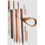 Sammlung Blankwaffen der Massai, Ostafrika Drei Schwerter, zwei mit blattförmigen, schlanken aber