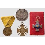 Verdienstkreuz für die Jahre 1870/71 - Kreuz der Hausinger-Fertigung im Etui Aufwändig gefertigtes