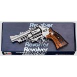 Smith & Wesson Mod. 629-1,"The .44 Magnum Stainless", im Karton Kal. .44 Mag., Nr. AYV3258. Blanker,