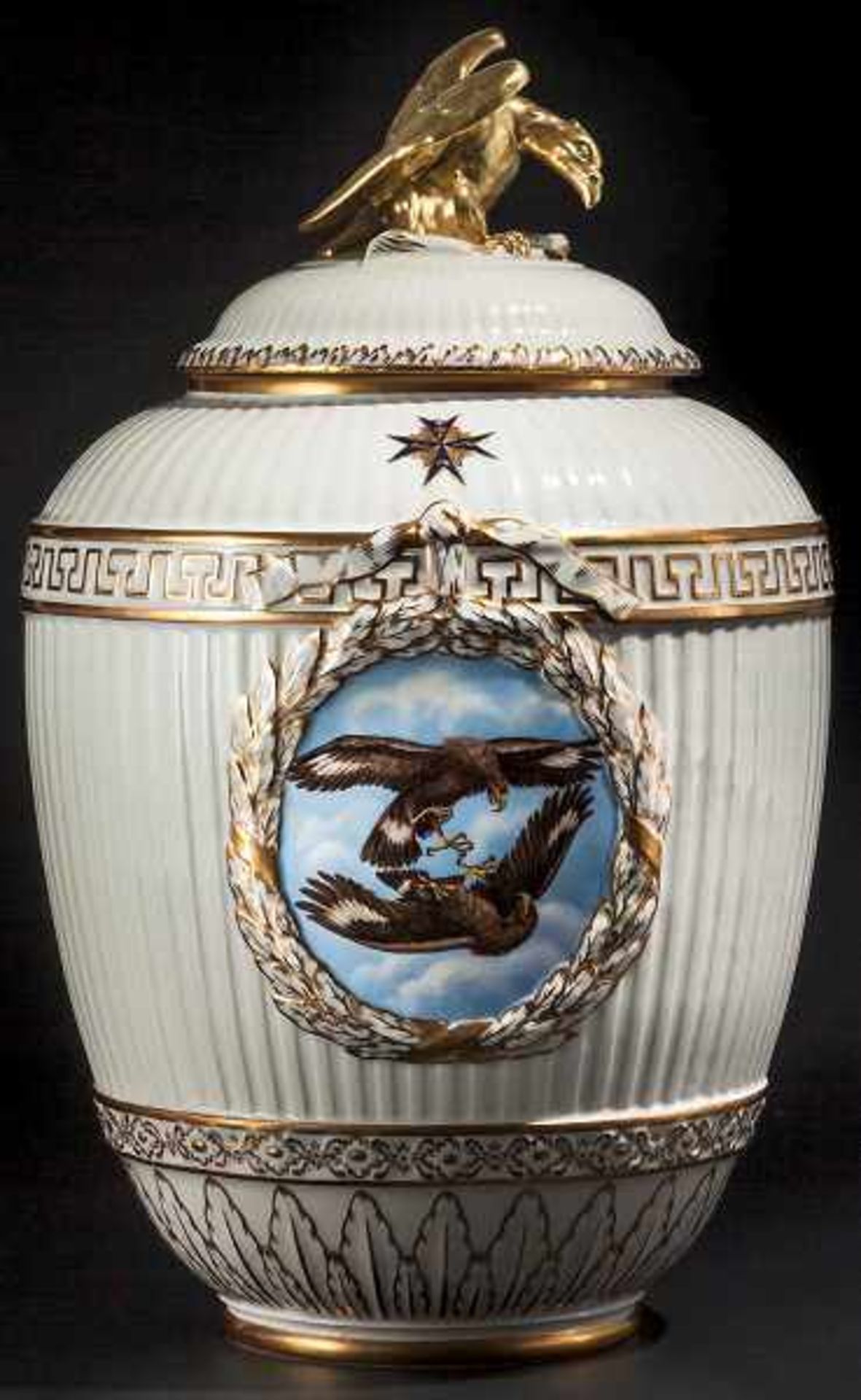 Max Ritter von Müller - KPM-Deckelvase, Geschenk des Kaisers Wilhelm II. zur Verleihung des Pour