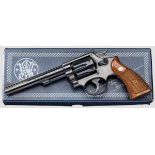 Smith & Wesson Mod. 48, "The K-22 Masterpiece Magnum Rimfire", im Karton Kal. .22 Mag.R.F., Nr.