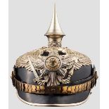 Helm für Offiziere der Garde-Füsiliere oder Garde-Pioniere um 1910 Schwarz lackierte Glocke mit