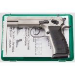 Tanfoglio Mod. Witness, im Koffer Kal. 9 mm Luger, Nr. EA31533. Blanker Lauf, Länge 110 mm. 16-