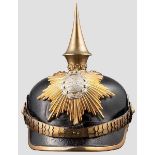 Helm für Offiziere der Infanterie um 1900 Schwarz lackierte Lederglocke (feines Krakelee, kleine