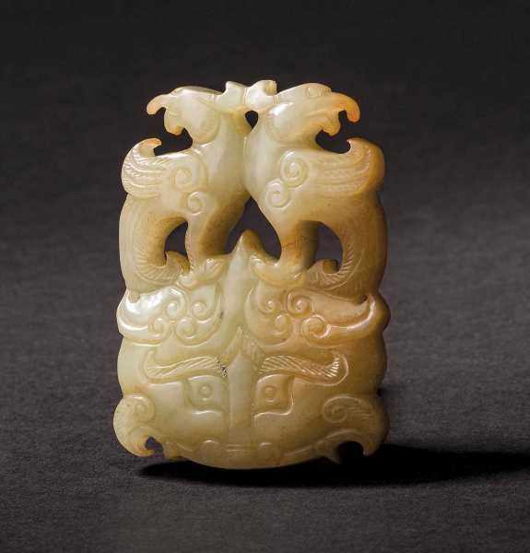 A ‘Two Birds’ Pendant with Zoomorphic Design, Warring States Period 戰國獸面紋雙鳥佩 Width 4.7 cm, height