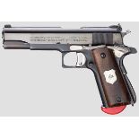 Colt Mod. 1911 A 1, modifiziert, mit Holster Kal. .45 ACP, Nr. 1508137. Blanker Lauf.