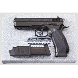 CZ 75 SP-01 Tactical, im Koffer mit Umkarton Kal. 9 mm Luger, Nr. A105685. Nummerngleich. Blanker