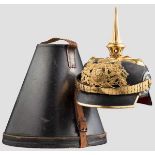 Helm M 1886 für Offiziere der Infanterie Schwarz lackierte Lederglocke mit eckigem Vorderschirm,