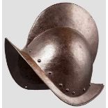 Morion, Nürnberg um 1580 Einteilig geschlagene Kalotte mit hohem, geschnürltem Kamm und