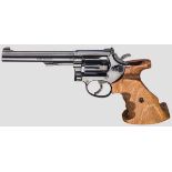 Smith & Wesson Mod. 17, "The K-22 Target Masterpiece" Kal. .22 l.r., Nr. K401285. Blanker Lauf,