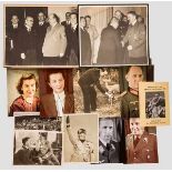 Walter Frentz - sechs Fotos und ein Autograph Nachkriegsabzüge im Format 15 (eines 14) x 10,5 cm, in