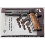 Norinco Mod. 1911 A 1, im Karton Kal. .45 ACP, Nr. 304758. Blanker, hartverchromter Lauf.