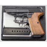 Walther P 5 Compact, in Box Kal. 9 mm Luger, Nr. 150006. Nummerngleich. Blanker Lauf.