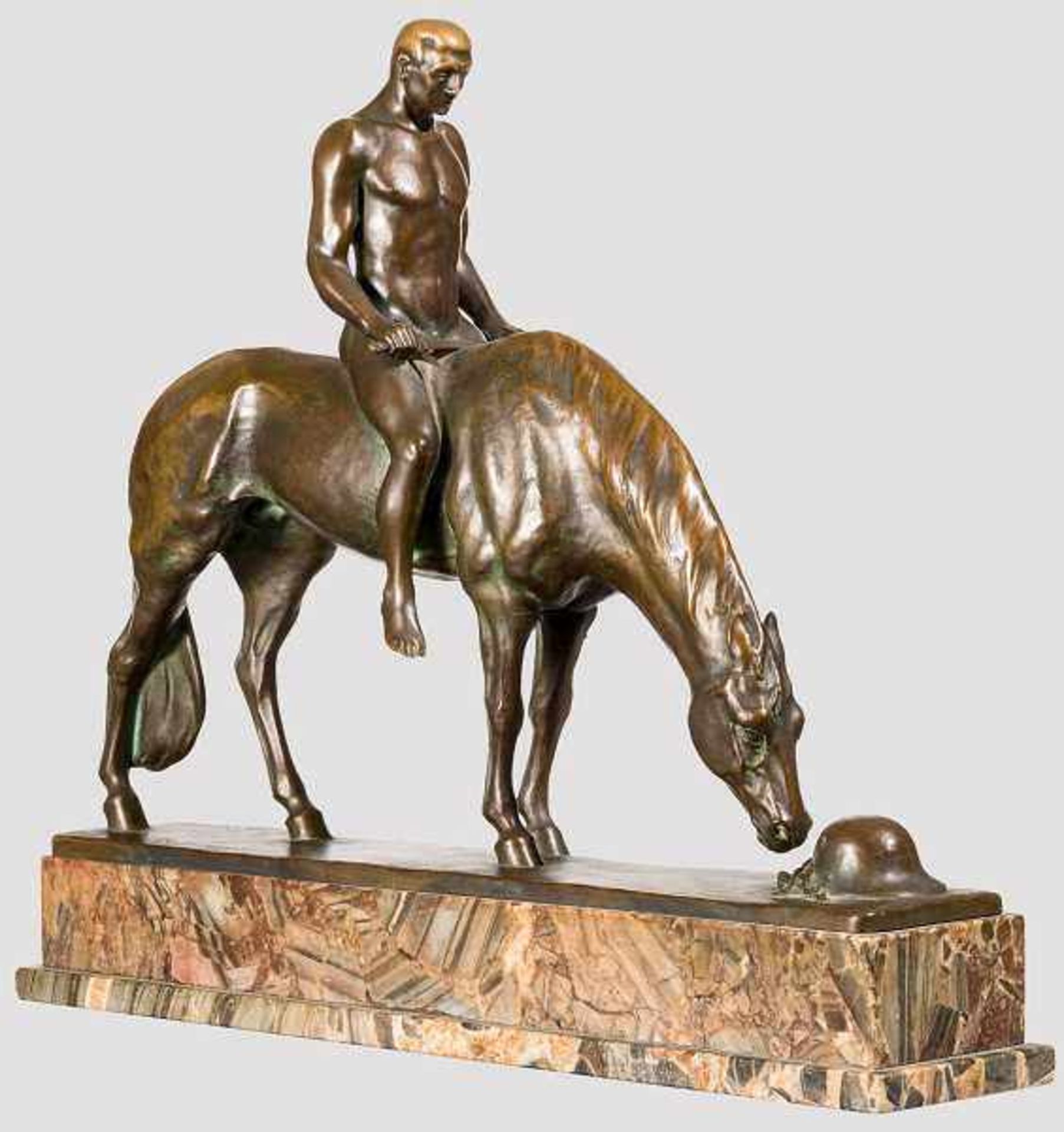 August Bischoff (1876 - 1965) - Reiterfigur zum Heldengedenken Massiver Bronzeguss, an der Plinthe