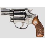 Smith & Wesson .38 Chief's Special, Pre-Model 36, mit Holster Kal. .38 S & W Spl., Nr. 65292.