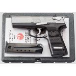 Ruger P 95 DC, in Box Kal. 9 mm Luger, Nr.312-20331. Blanker Lauf, Länge 4". 15-schüssig. Dt.