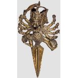 Phurbu, Tibet, 20. Jhdt. Bronzeguss. Dreikantige, konische Spitze mit plastischem Griff in Form