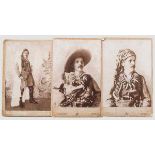 Karl May (1842 - 1912) - drei Originalunterschriften auf CDV-Fotografien Drei Foto-Portraits des
