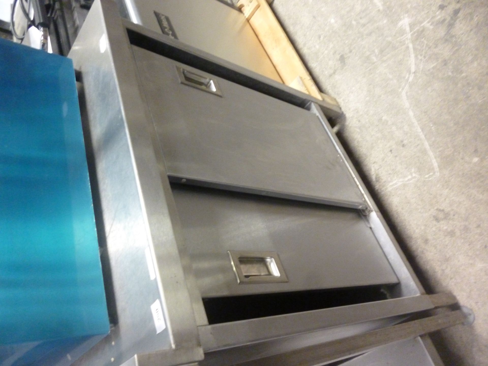 Approx 2ft x 2ft Stainless Steel Ambient Corner Unit