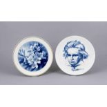 Zwei Teller, Meissen, nach 1950, 1 Teller mit Portrait von Beethoven, 3. W., 1 Teller mit