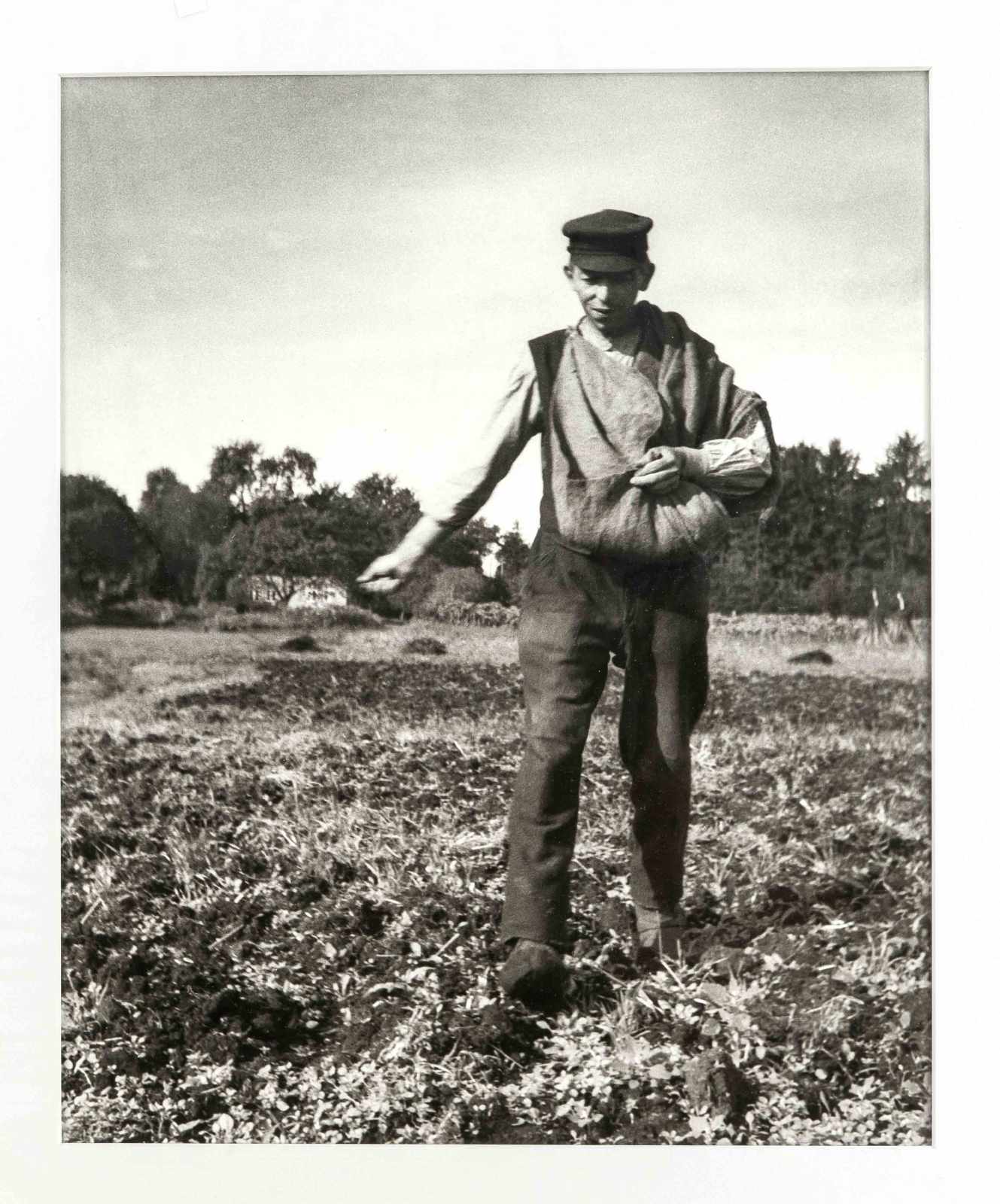 Hans Saebens (1895-1969), "Der Sämann". Fotografie, 1930er Jahre / 1989, auth., liz. Vergrößerung