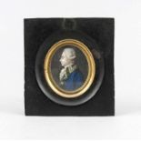 Miniatur des 19. Jh., ovales Herrenportrait mit lackiertem Eisenrahmen, ber., 10,8 x 9,8