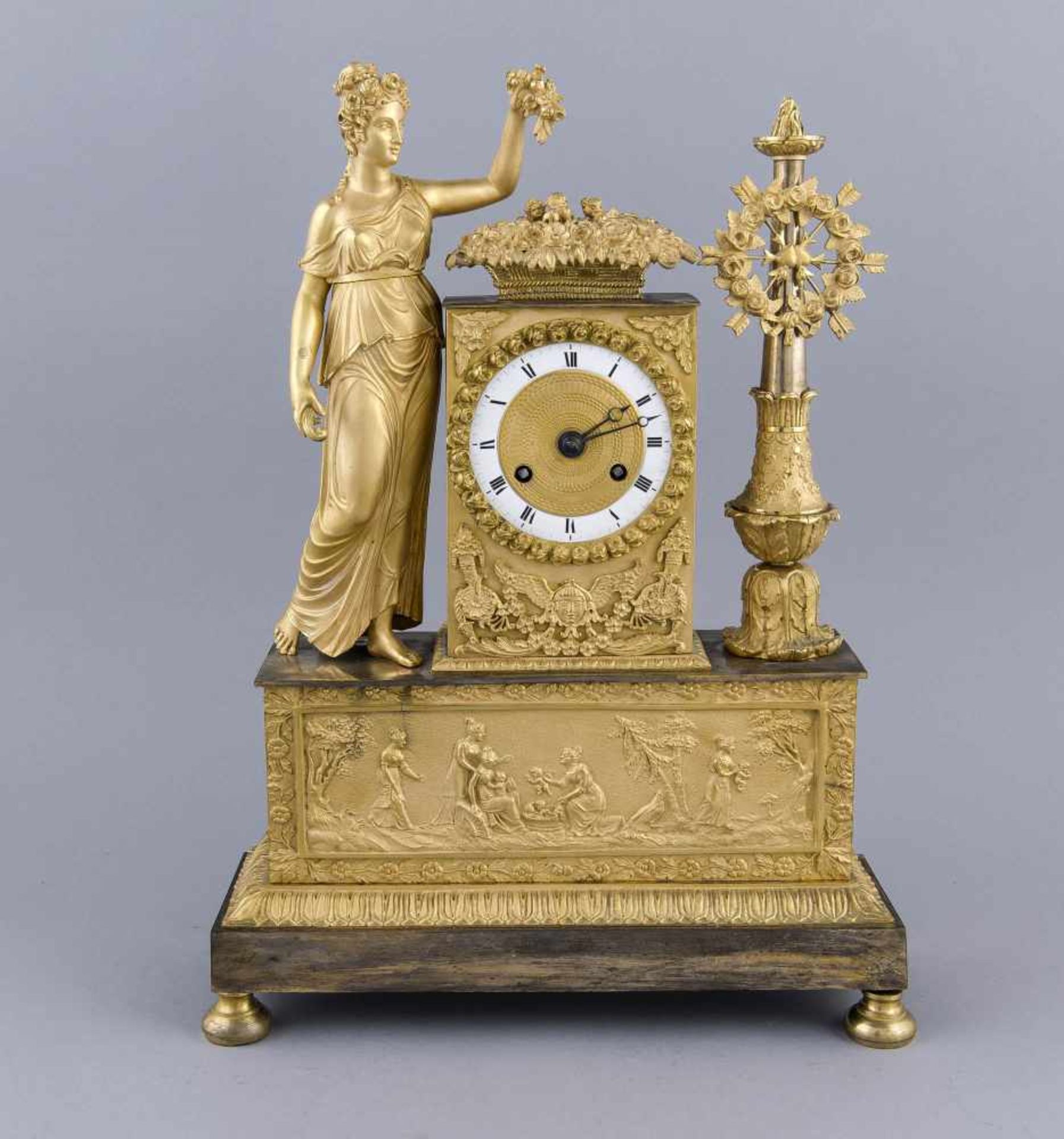 Empire Figuren-Pendule im Stil der 'Romantique', Frankreich, Anf. 19. Jh., tlw. feuervergoldeter
