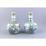 2 Famille Rose Tianquiping-Vasen, China, späte Qing Dynastie (1644-1911), Porzellan, bauchiger