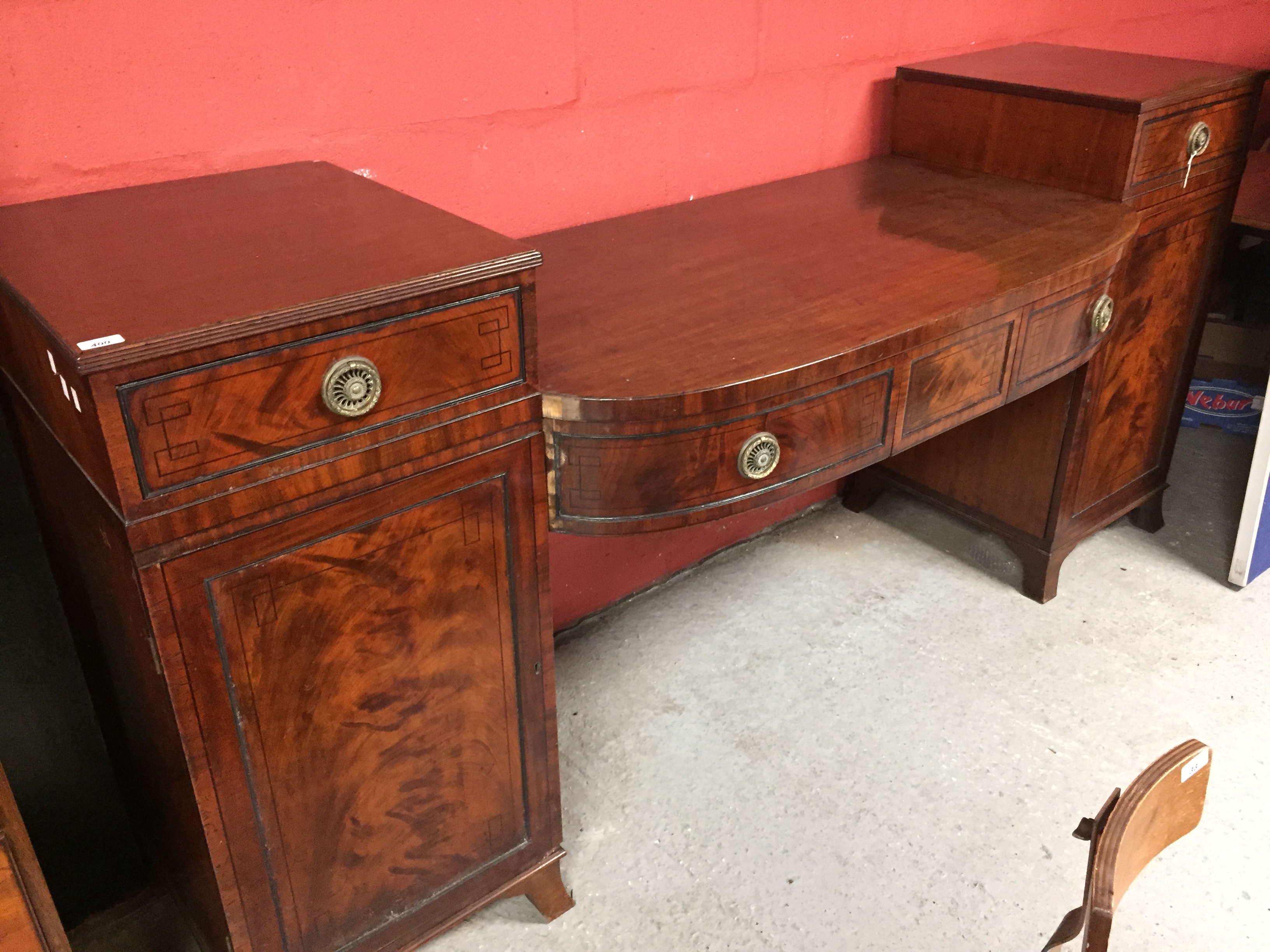 AN EARLY 19TH CENTURY MAHOGANY PEDESTAL SIDEBOARD, CUPBOARD BASE SUPPORTS TO EACH END, WIDTH 242CM ,