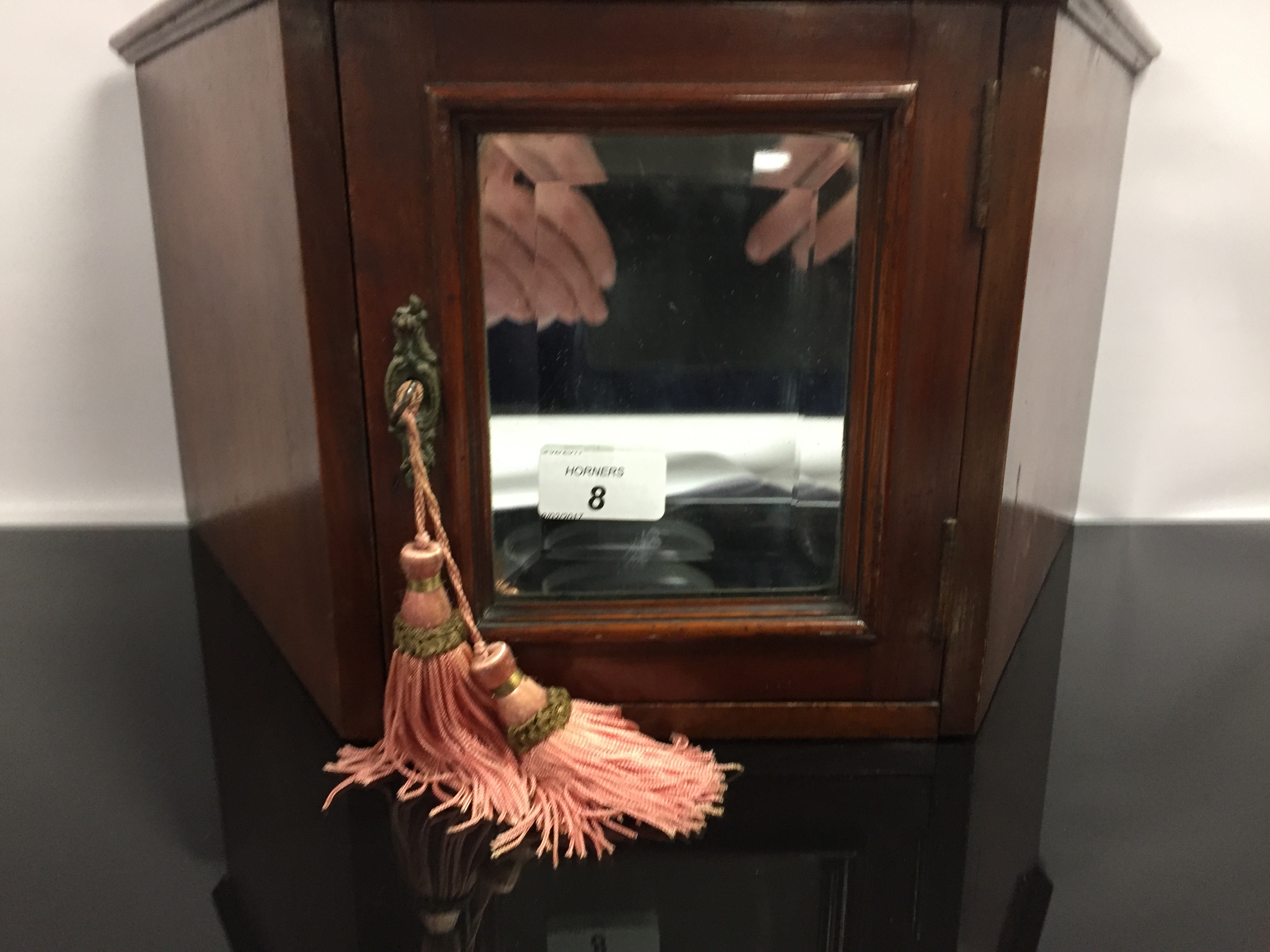 EDWARDIAN WALNUT CORNER CABINET WITH MIRRORED DOOR COMPLETE WITH KEY