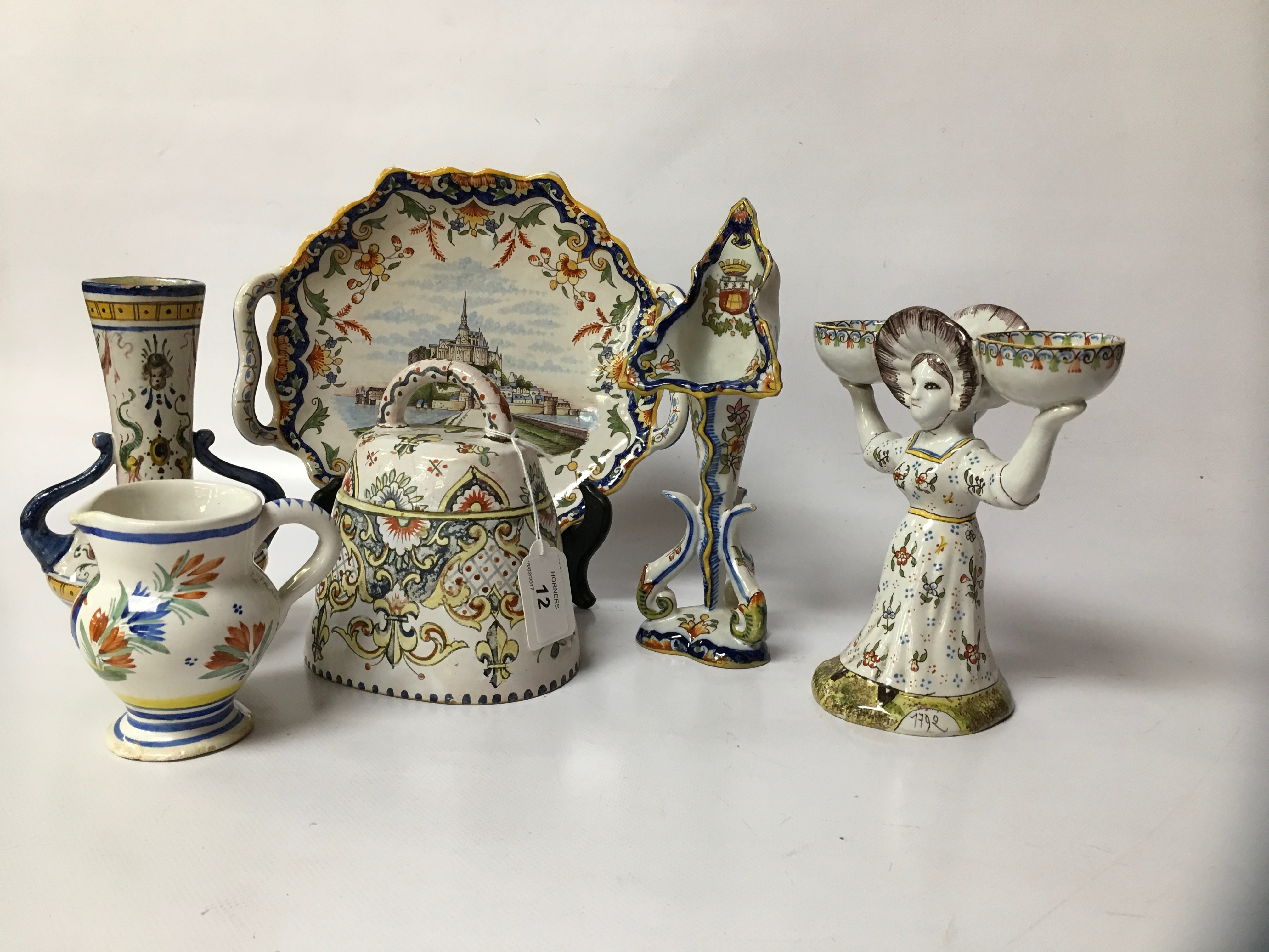 FIVE PIECES OF QUIMPER WARE AND A SIMILAR ITALIAN VASE - Image 2 of 3