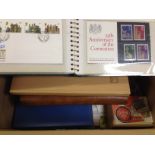 GB: BOX WITH LOOSE STAMPS AND COVERS,
