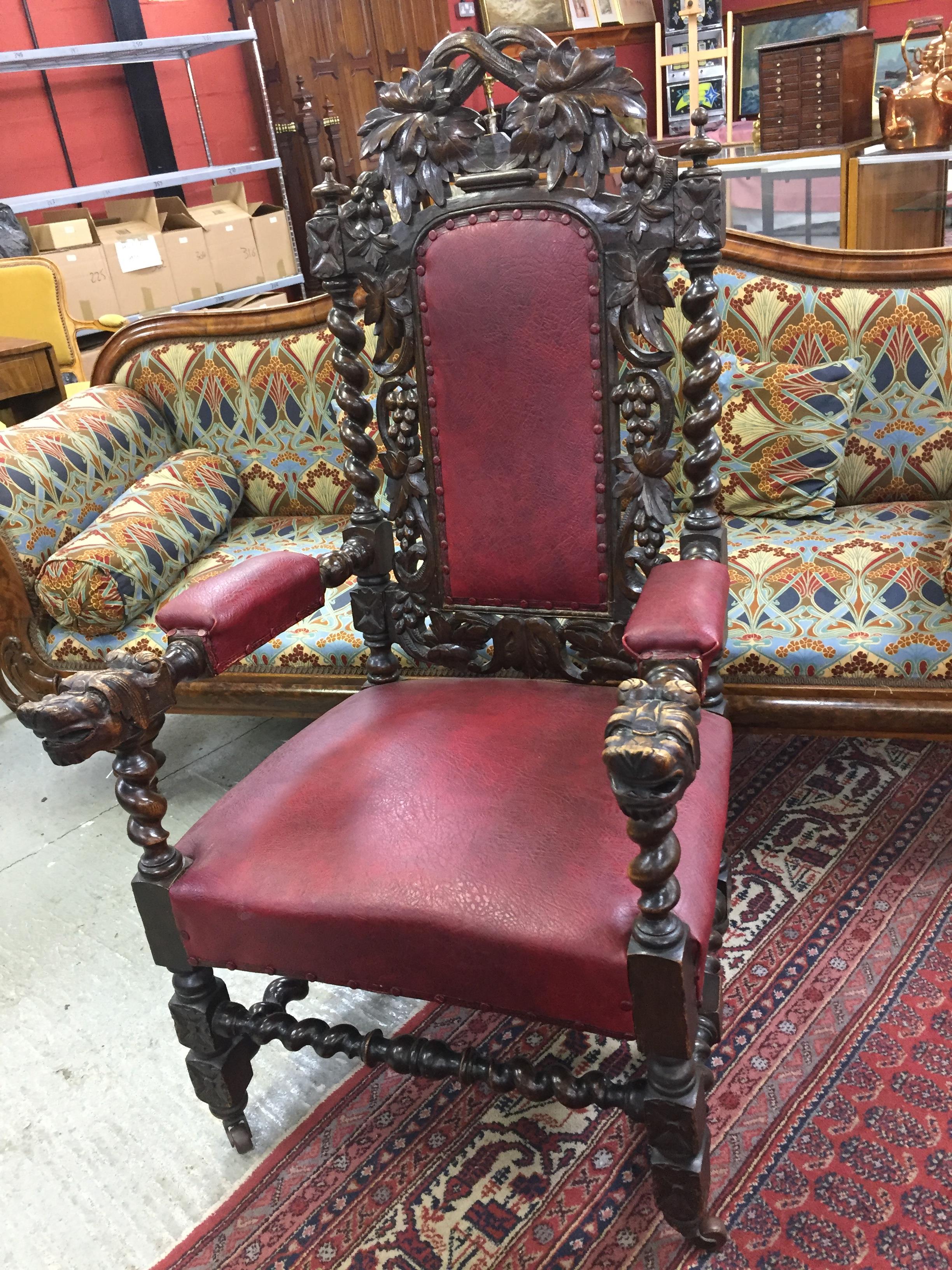 HEAVILY CARVED OAK ARM CHAIR WITH BARLEY TWIST DETAIL - Image 4 of 4