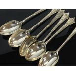 A SET OF SILVER FLUTED HANDLE SERVING SPOONS, LONDON 1909,