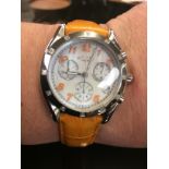 GENTLEMANS ROTARY WRIST WATCH, CHRONOGRAPH FUNCTION QUARTZ MOVEMENT,