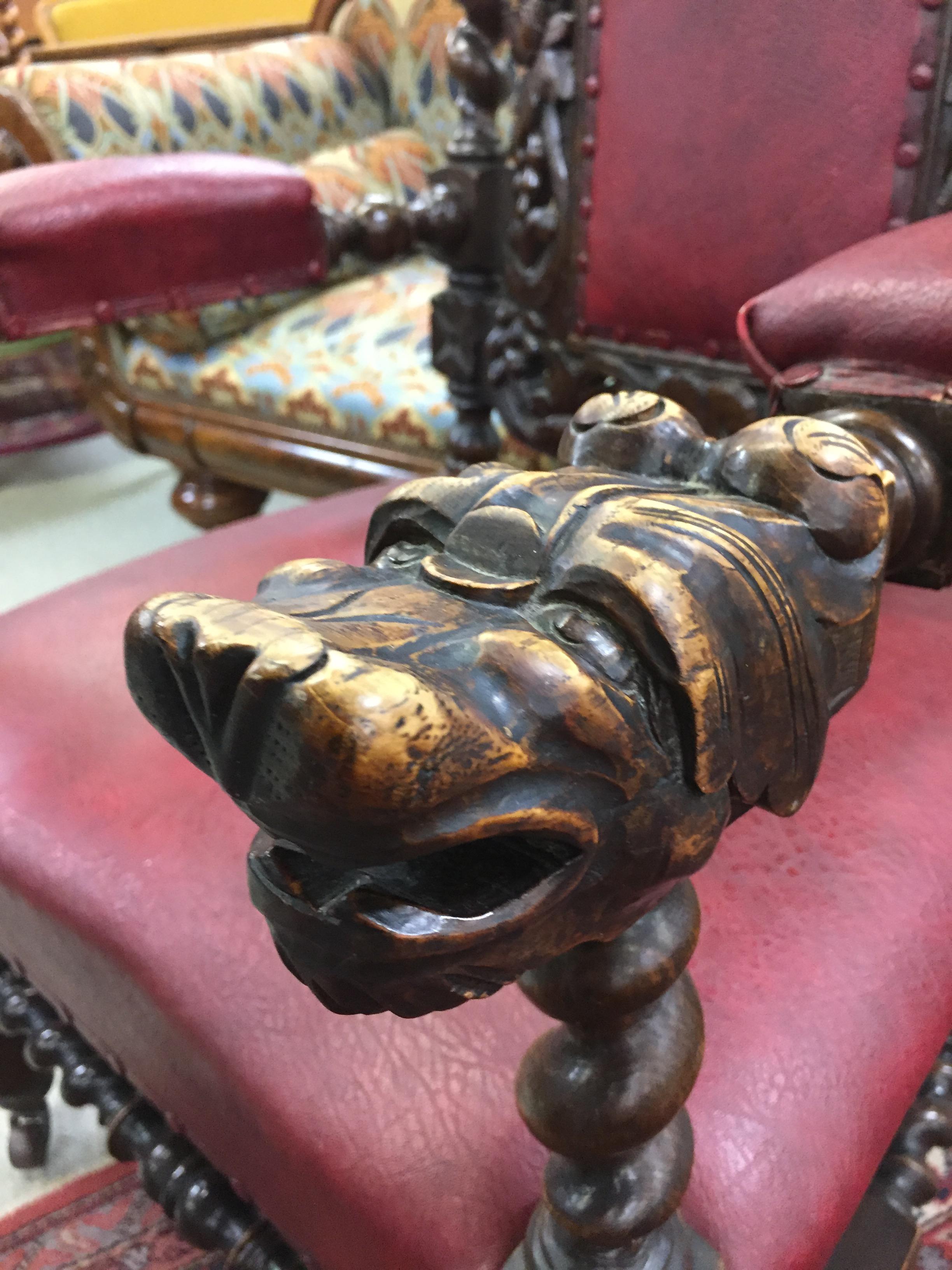 HEAVILY CARVED OAK ARM CHAIR WITH BARLEY TWIST DETAIL - Image 3 of 4