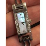 LADIES GUCCI DIAMOND SET DESIGNER WRIST WATCH, QUARTZ MOVEMENT,