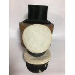 VINTAGE TOP HAT IN HAT TIN ALONG WITH 2 SAILORS CAPS.