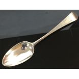 AN EARLY 18TH CENTURY SILVER TABLESPOON, LONDON BY THOMAS WILLIAM CHAWNER LONDON 1757,