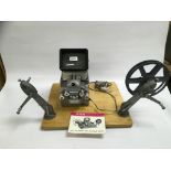 VINTAGE MURAY DE LUXE ANIMATED VIEWER ON BASE ALONG WITH INSTRUCTIONS (THIS ITEM IS SOLD AS A