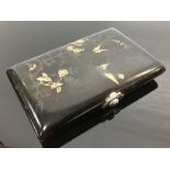 A JAPANESE VICTORIAN PERIOD TORTOISESHELL WITH GOLD INLAY DANCE MARKER CASE RETAINING BONE PAD WITH
