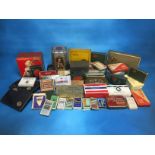 A COLLECTION OF ASSORTED CIGARETTE, TOBACCO AND OTHER PACKAGING TINS, TO INCLUDE JACOB'S BISCUITS,