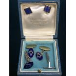 PAIR OF 9CT GOLD MASONIC CUFF LINKS TOGETHER WITH ANOTHER PAIR OF MASONIC CUFF LINKS AND TWO