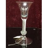 GEORGIAN TWISTED STEM WINE GLASS