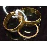 2 22CT GOLD WEDDING BANDS + 1 9CT GOLD WEDDING BAND