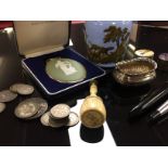 A 19TH CENTURY IVORY "S" SEAL, A SILVER SALT AND SPOON, 2 PILL BOXES, FEW COINS, WEDGWOOD PENDANT,