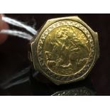 1902 HALF SOVEREIGN RING IN 9CT MOUNT 11G